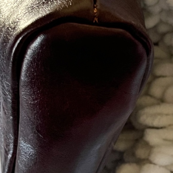 Brown Leather Looping Handle Bag Made in Italy - Picture 5 of 16